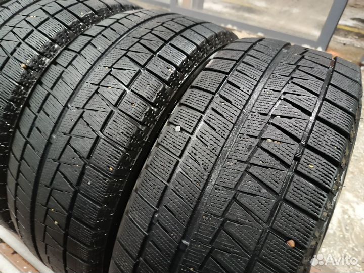 Bridgestone Blizzak Revo GZ 205/55 R16