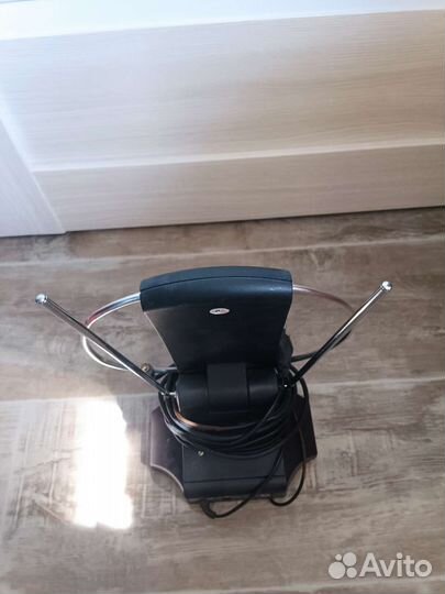 Антенна с усилителем для тв