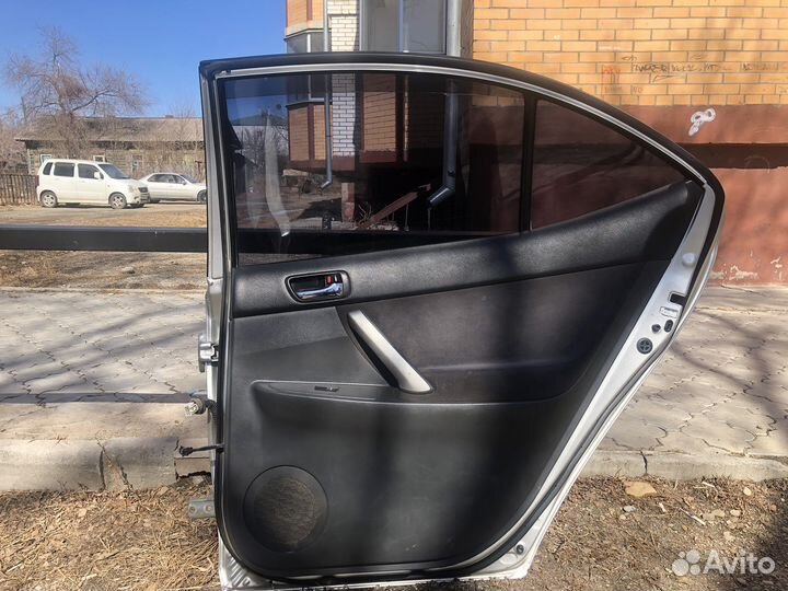 Дверь боковая allion 240