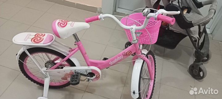 Детский велосипед 4х колёсный