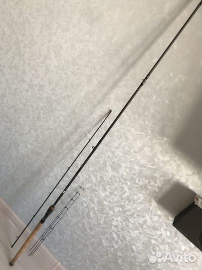 Фидерное удилище и катушка