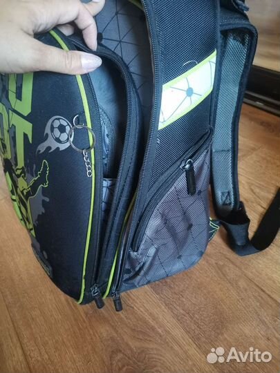 Рюкзак для мальчика школьный