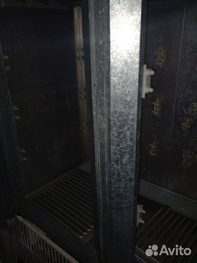 Холодильный шкаф двухдверный бу