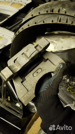 Опора двигателя основная saab 9-3