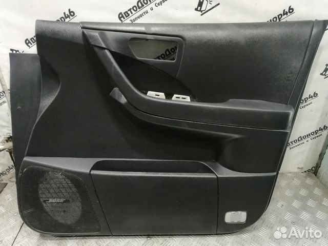 Обшивка передней правой двери Nissan Murano Z50