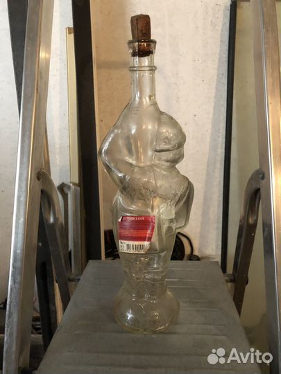 Оригинальная коллекционная бутыль