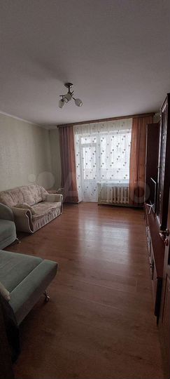 3-к. квартира, 93 м², 7/14 эт.