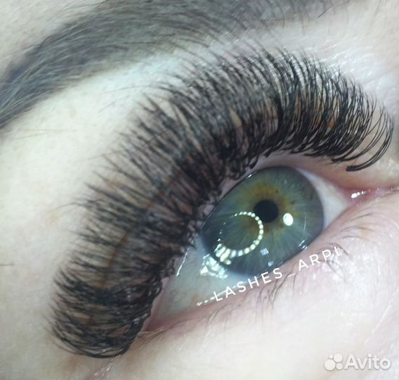 Наращивание ресницы