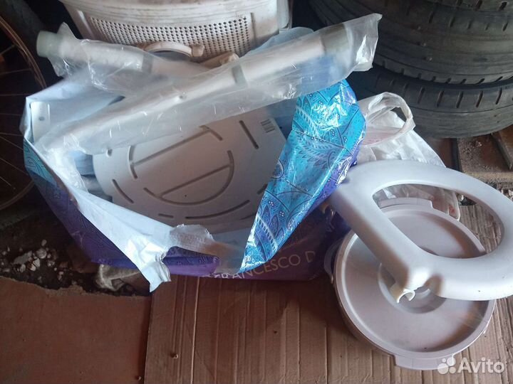 Санитарный стул туалет