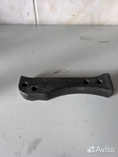 Кронштейн Scania 6 2350633