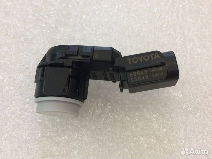 Lexus GX460 Парктроник белый жемчуг 19-23