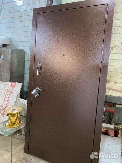 Дверь входная