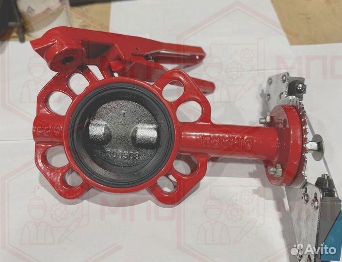 Затвор поворотный дисковый Machaon BFV-01 с ручкой