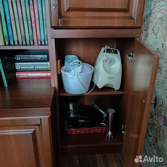 Стенка в гостиную бу