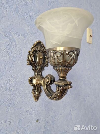 Настенный светильник бра