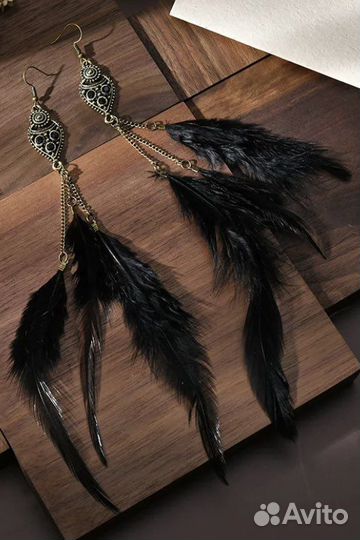 Серьги с перьями
