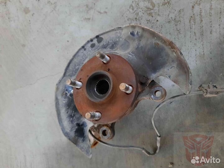 Кулак со ступицей передний BYD F3 2007г