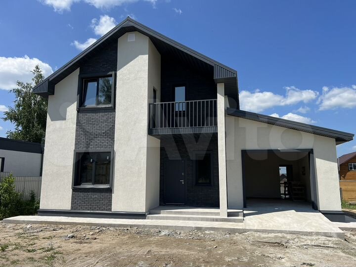 Дом 185 м² на участке 6 сот.