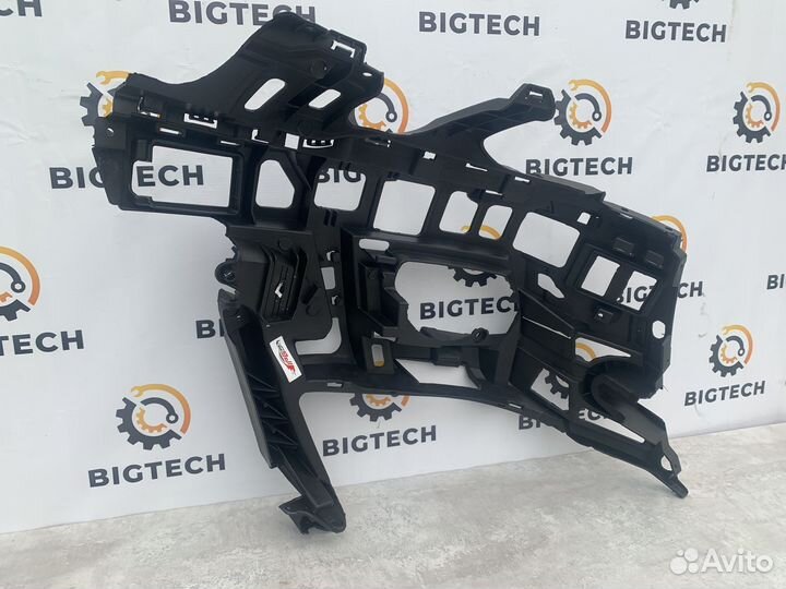 Каркас бампера левый GL A1648850916