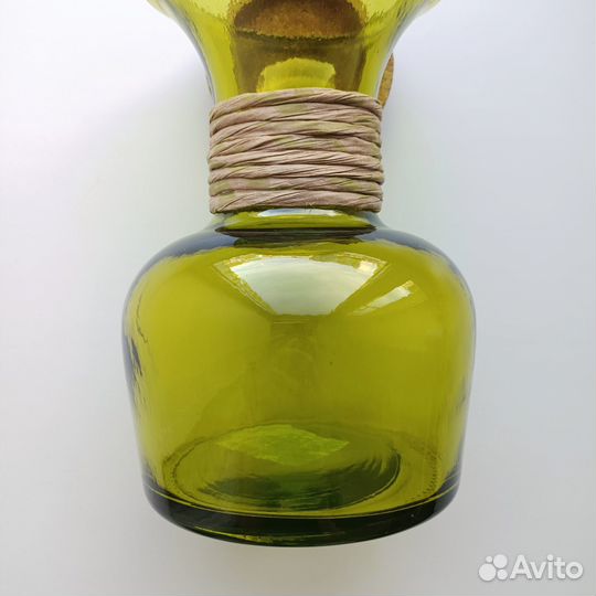 Ваза желто-зеленая стеклянная / Испания / новая