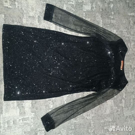 Платье женское