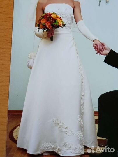 Свадебное платье р.44 классика