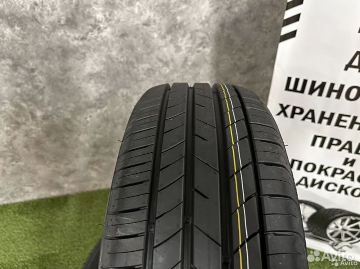 Kumho Ecsta HS52 205/55 R16 91V