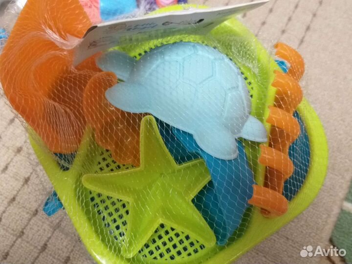 Новые игрушки