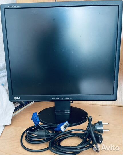Монитор Lg flatron L1952s и L1942s