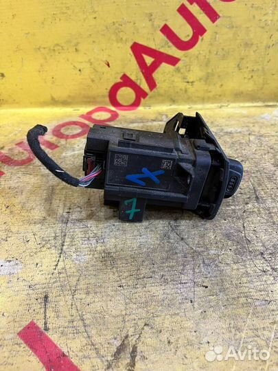 Замок зажигания Audi A4 B8