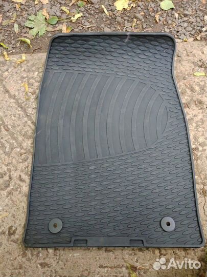 Коврик передний правый Opel оригинал новый