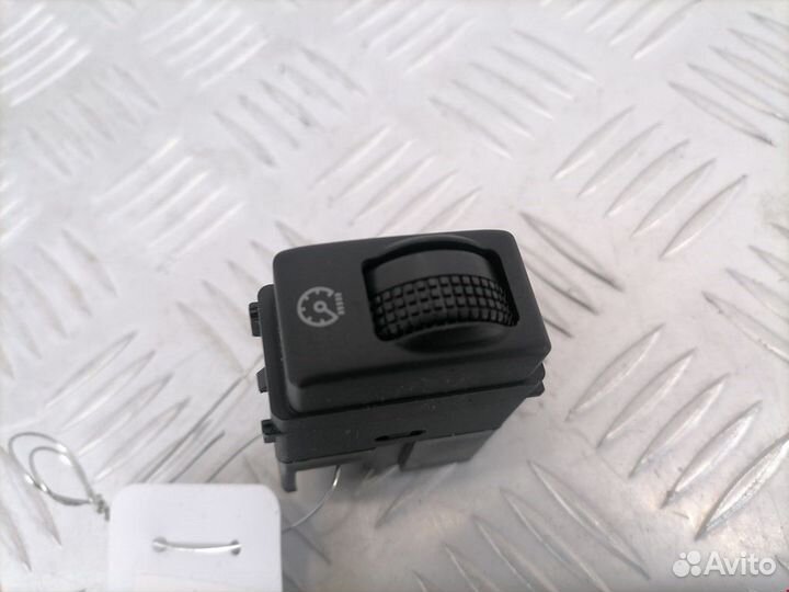 Кнопка освещения панели приборов Renault Koleos