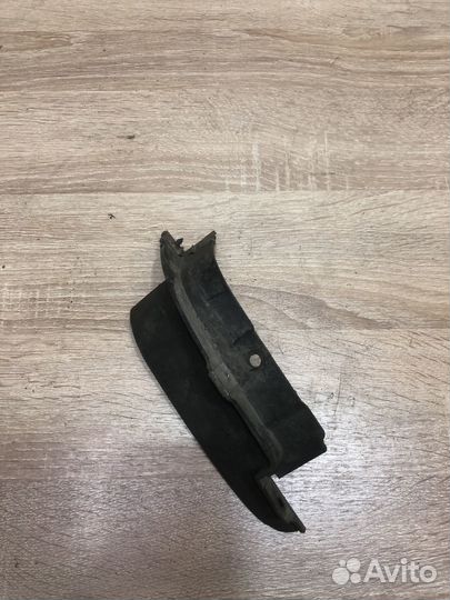 Брызговик задний левый Audi A4 B6