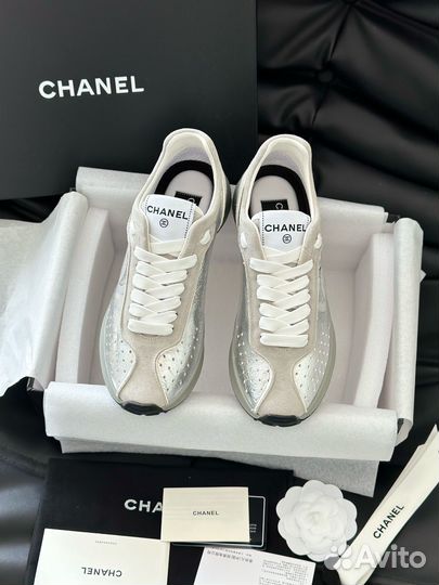 Женские кроссовки chanel