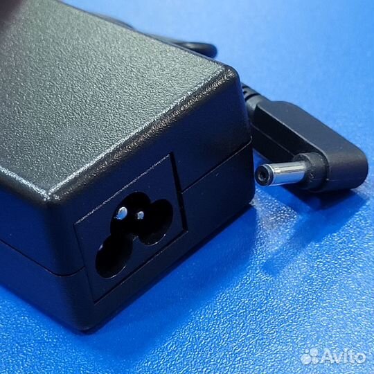 Зарядное устройство для Asus ZenBook 65 W