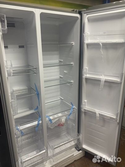 Холодильник leran SBS 300 IX NF. Side-by-Side