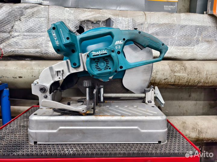 Монтажная пила Makita DLW140Z