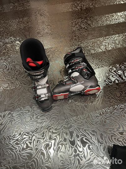 Горнолыжные ботинки