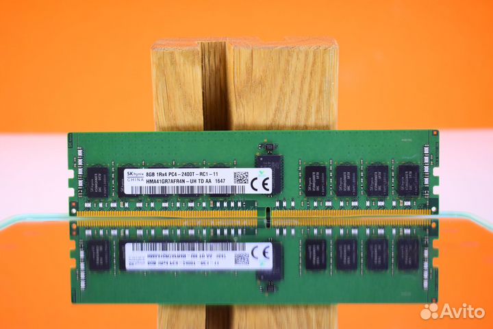 8 GB DDR 4 ECC REG 2400 MHz