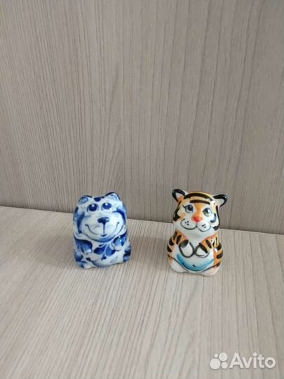 Фарфоровые статуэтки