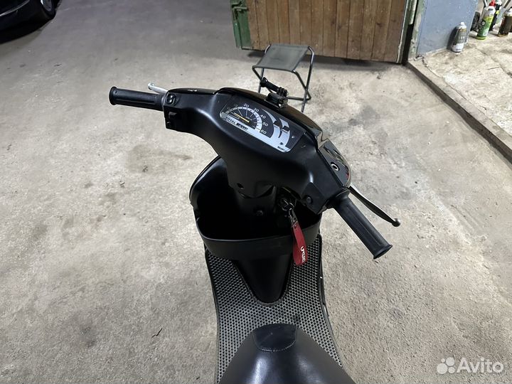 Скутер Suzuki lets 2