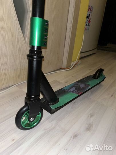 Трюковой Самокат новый