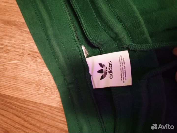 Продам штаны adidas 50-52 размер