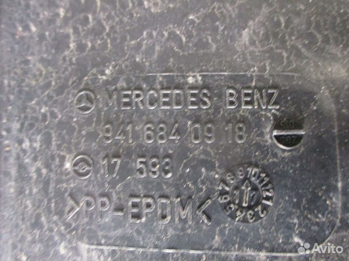 Накладка порога Mercedes-Benz A9416840918