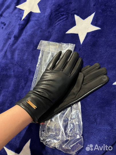 Женские перчатки новые