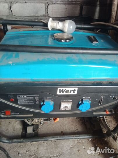 Бензиновый генератор