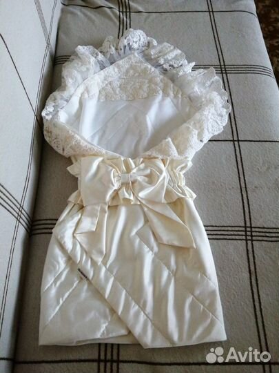 Продам комплект на выписку