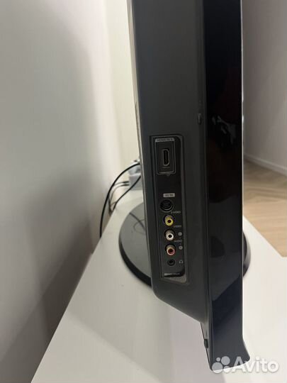 Телевизор Samsung (диагональ 42)