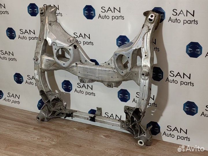 Балка переднего моста Bmw 5 F10 N52B25 2011