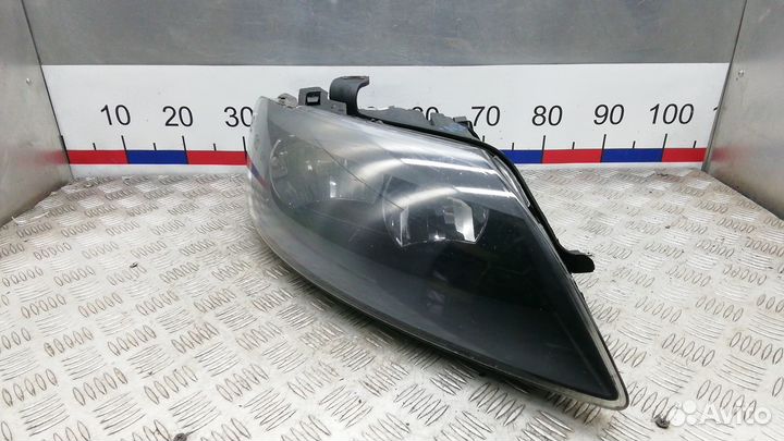 Фара Audi Q7 (2005-2015)